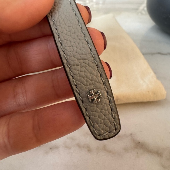 Authentic TORY BURCH Small Romy Tote Handbag Crossbody, Light Granite - Picture 2 of 15